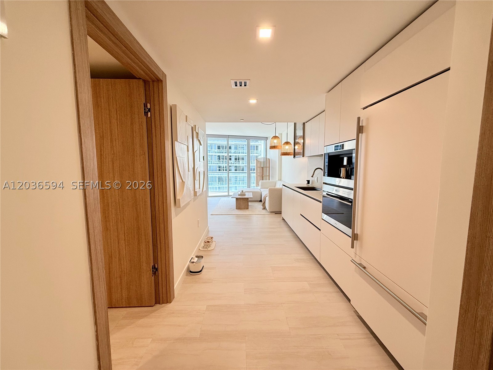 495 Brickell Ave #5106, Miami FL 33131