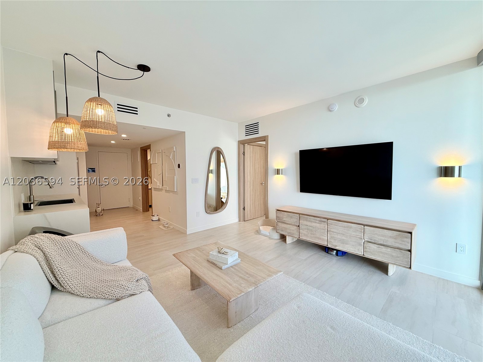 495 Brickell Ave #5106, Miami FL 33131