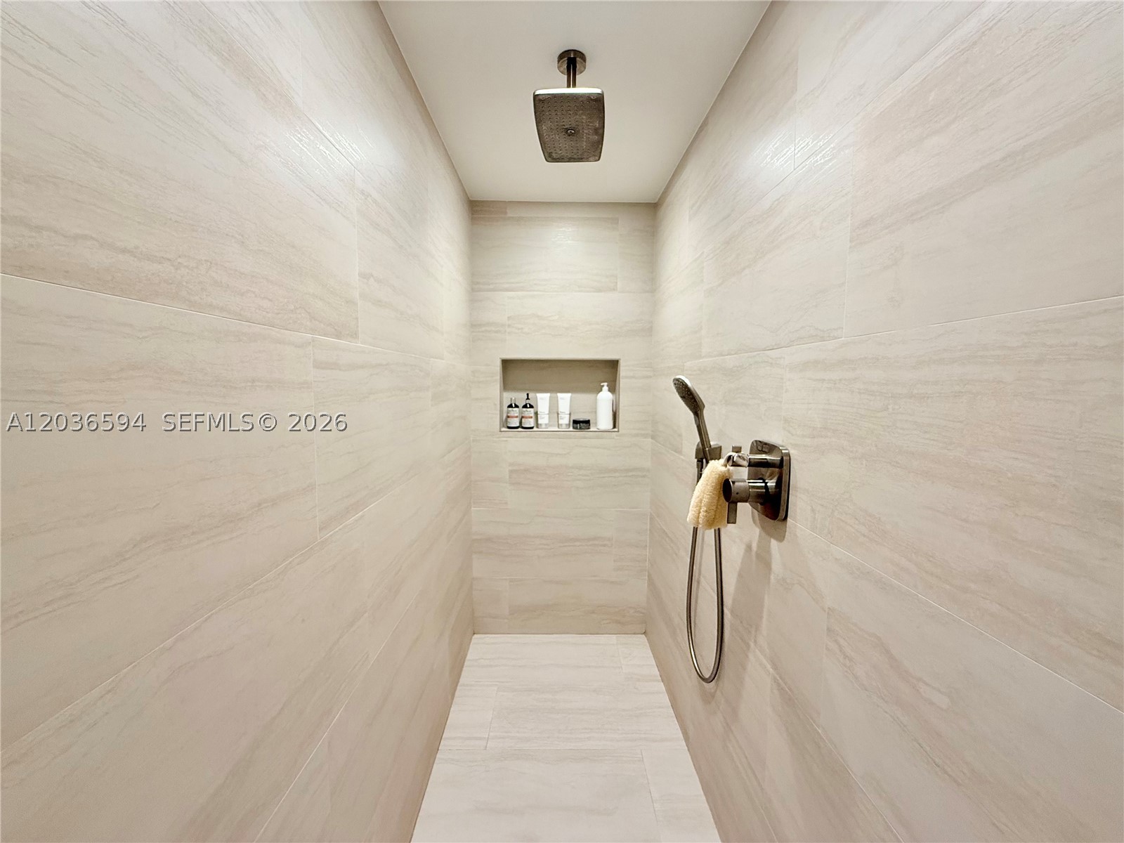 495 Brickell Ave #5106, Miami FL 33131