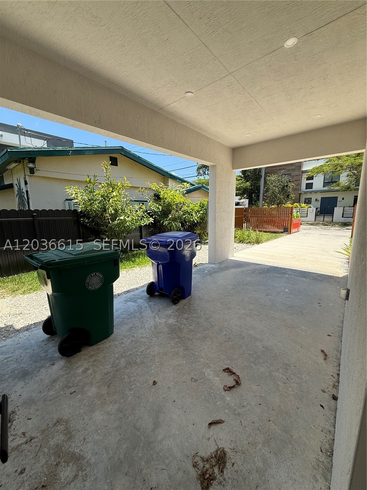 3326 Elizabeth St, Miami FL 33133