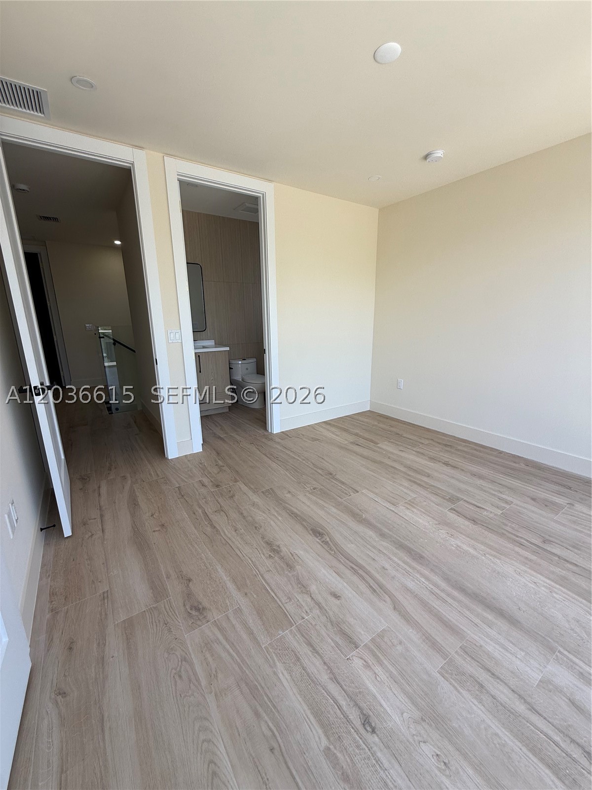 3326 Elizabeth St, Miami FL 33133