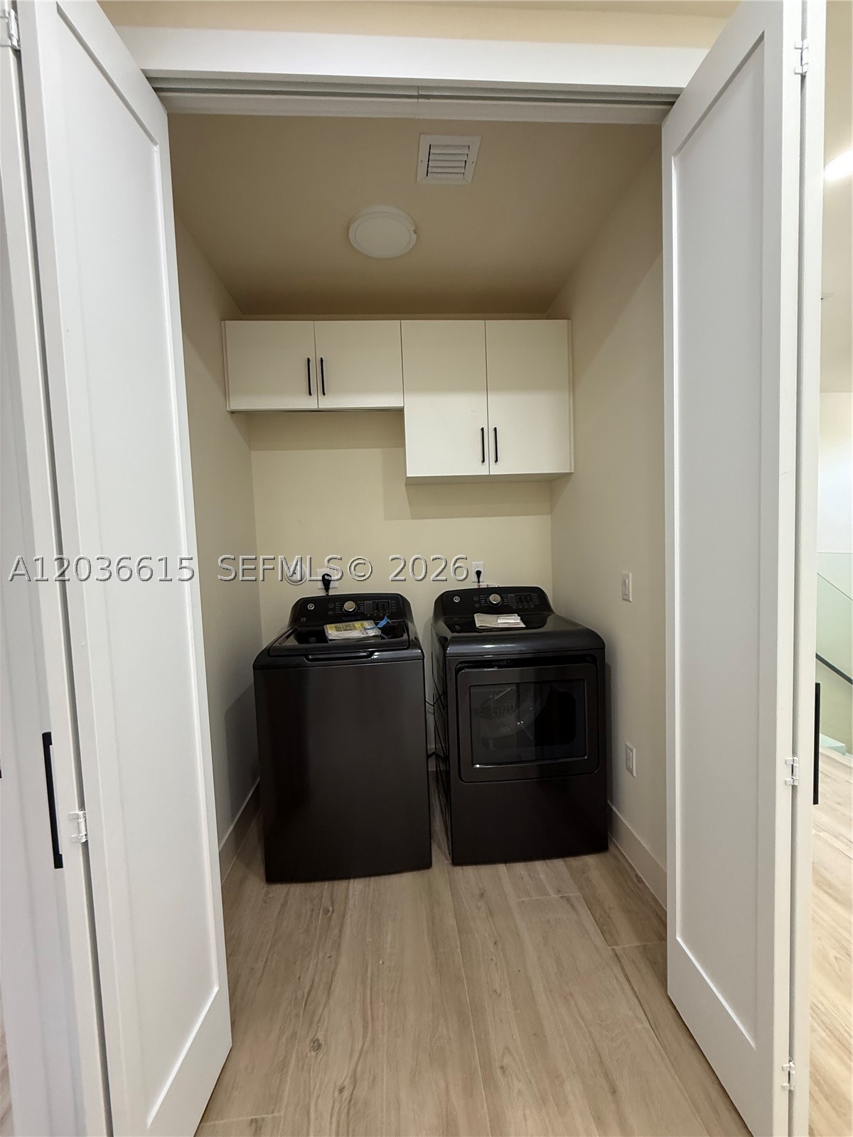 3326 Elizabeth St, Miami FL 33133