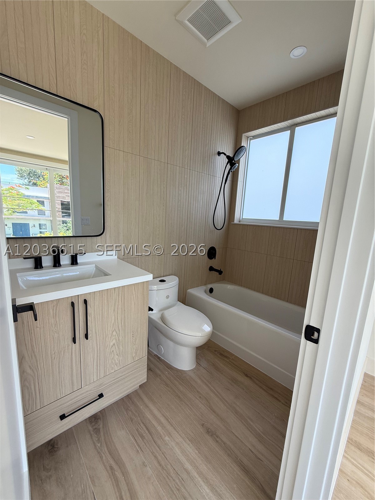 3326 Elizabeth St, Miami FL 33133