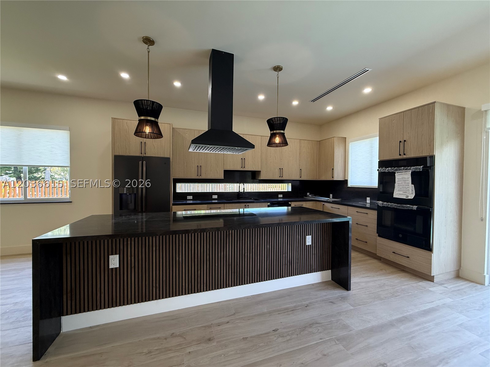 3326 Elizabeth St, Miami FL 33133