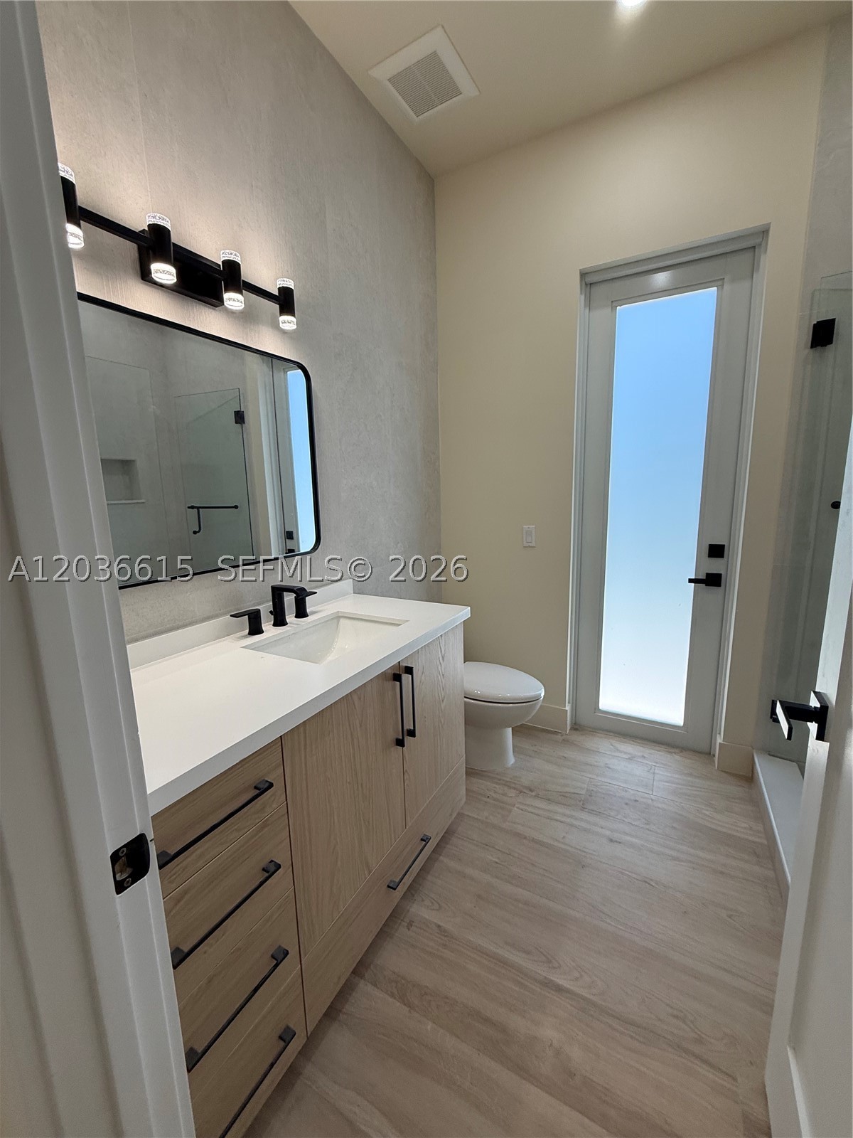 3326 Elizabeth St, Miami FL 33133