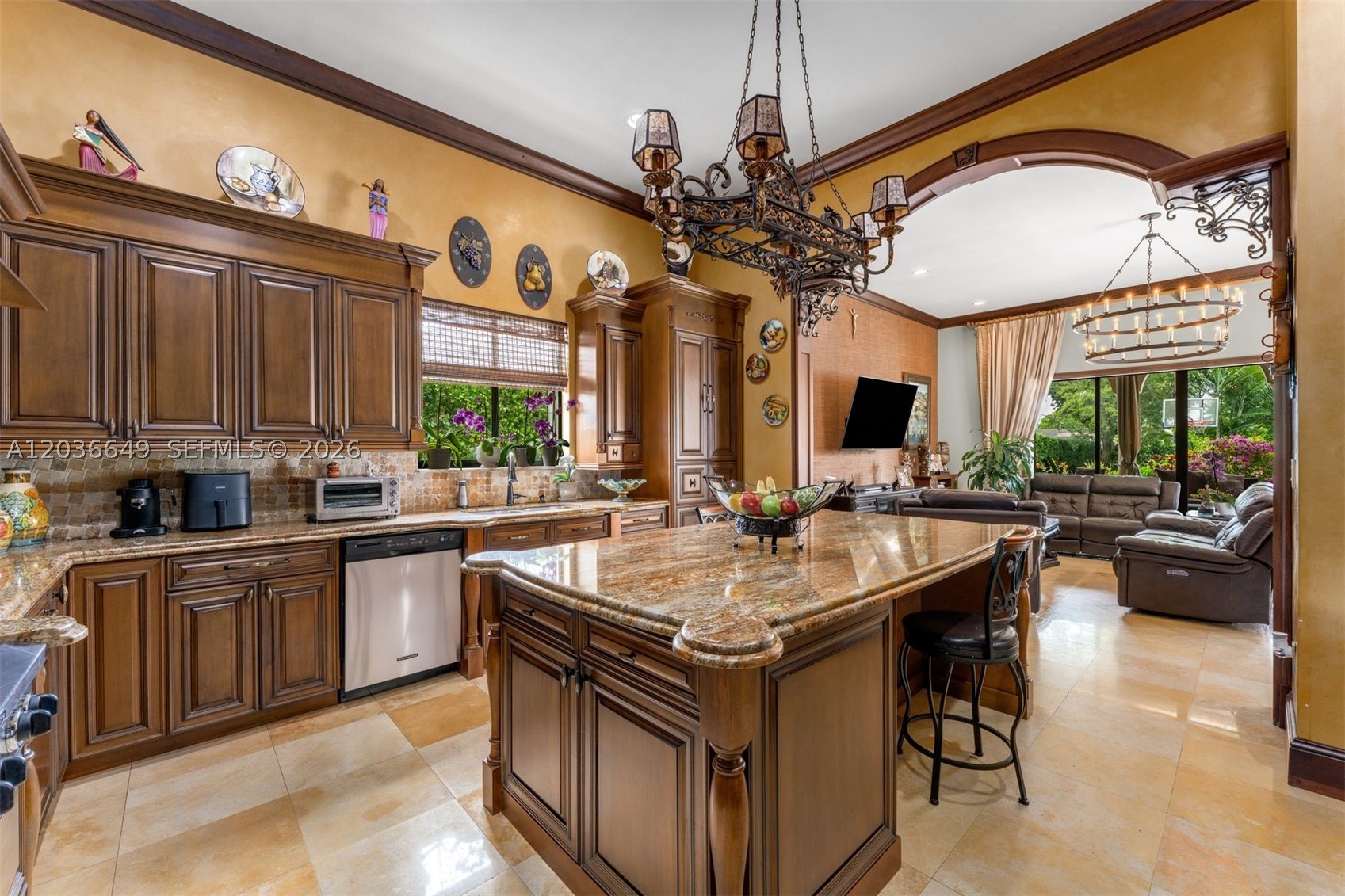 10270 SW 62nd St, Miami FL 33173