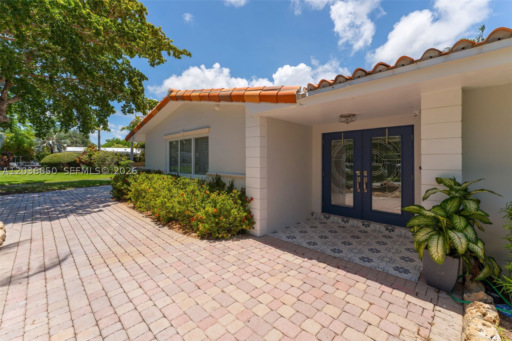 6561 Marlin Dr, Coral Gables FL 33158