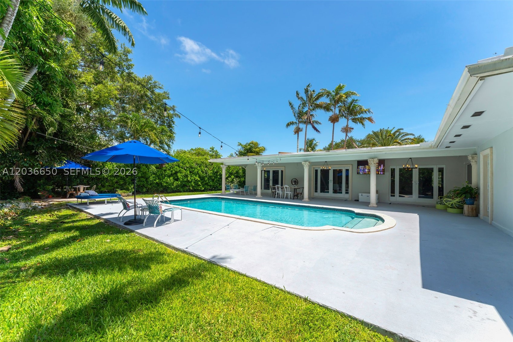 6561 Marlin Dr, Coral Gables FL 33158