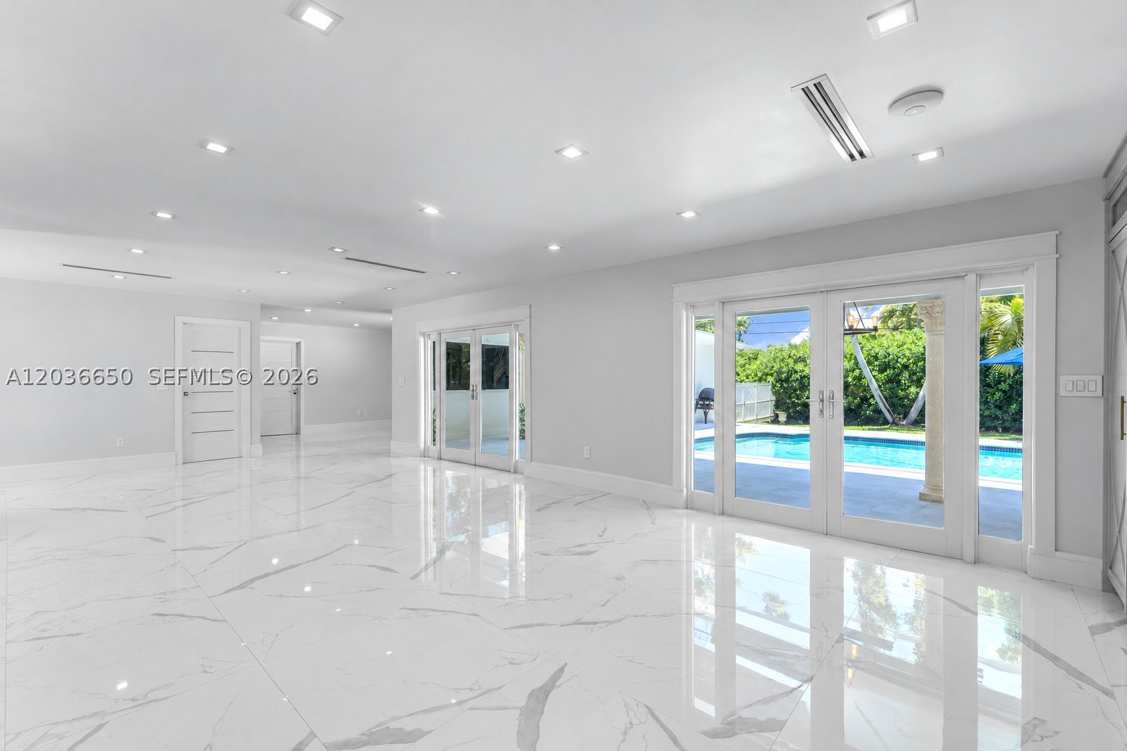 6561 Marlin Dr, Coral Gables FL 33158