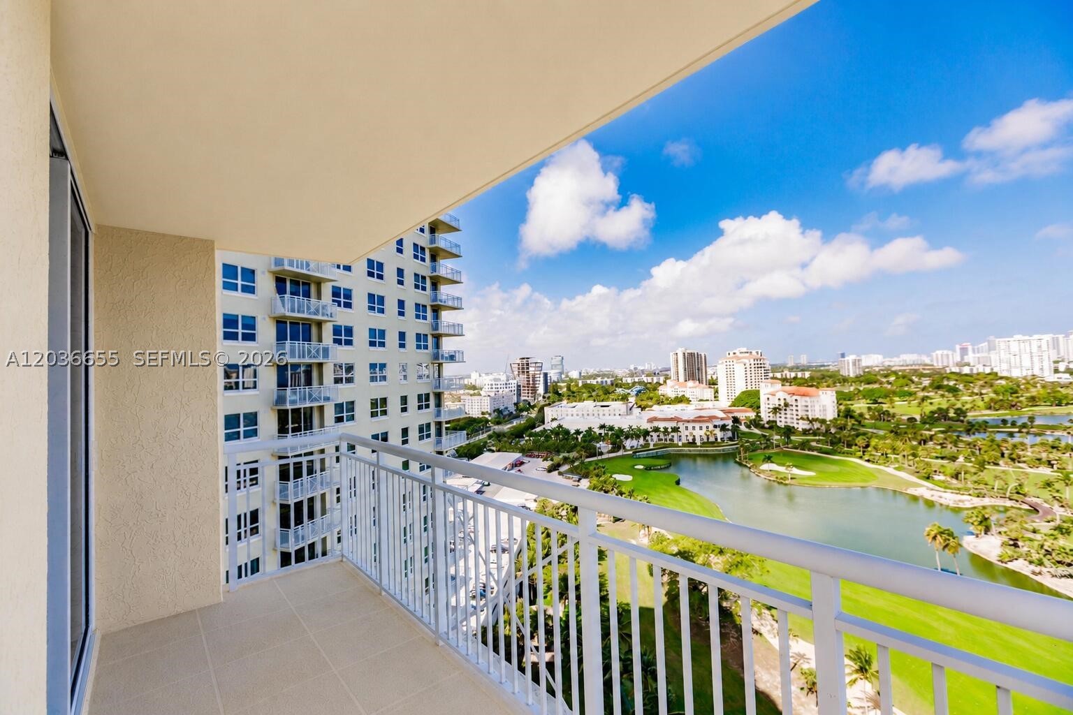19501 W Country Club Dr #1903, Aventura FL 33180