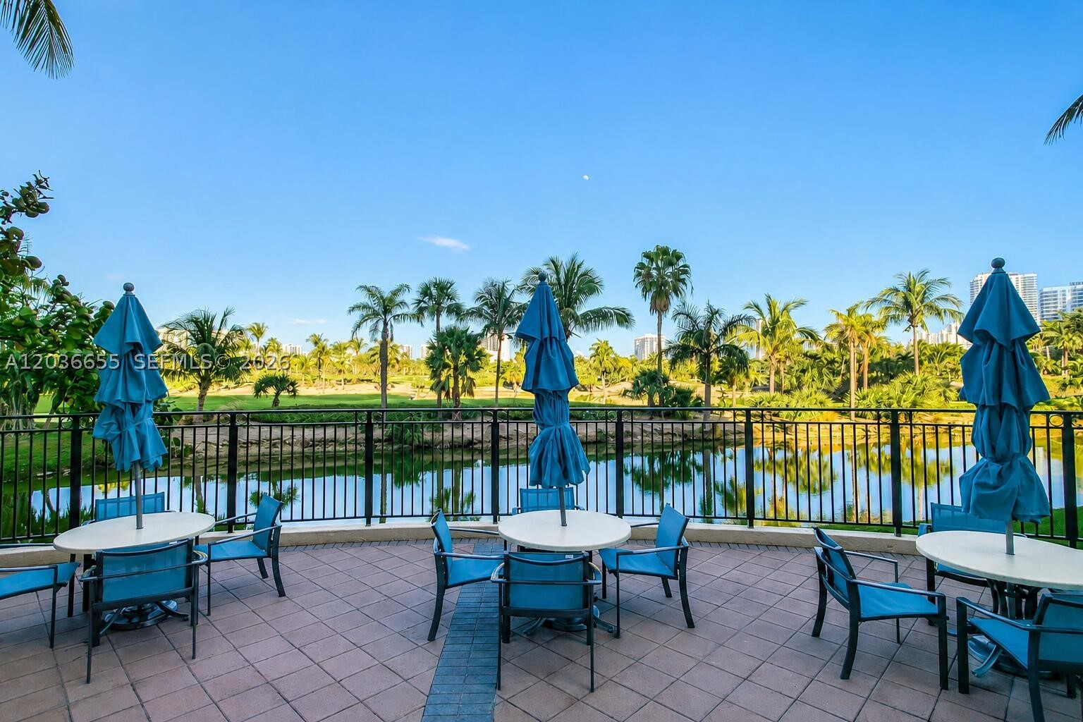 19501 W Country Club Dr #1903, Aventura FL 33180