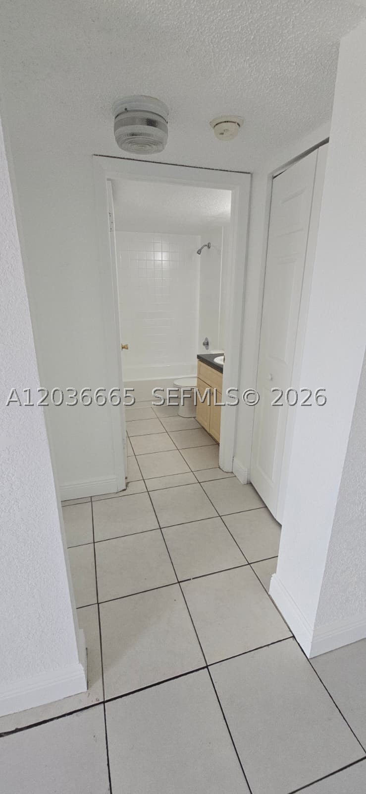 8200 SW 210th St #212, Cutler Bay FL 33189