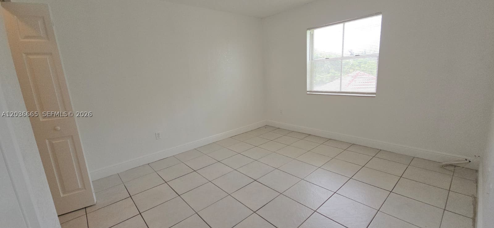 8200 SW 210th St #212, Cutler Bay FL 33189