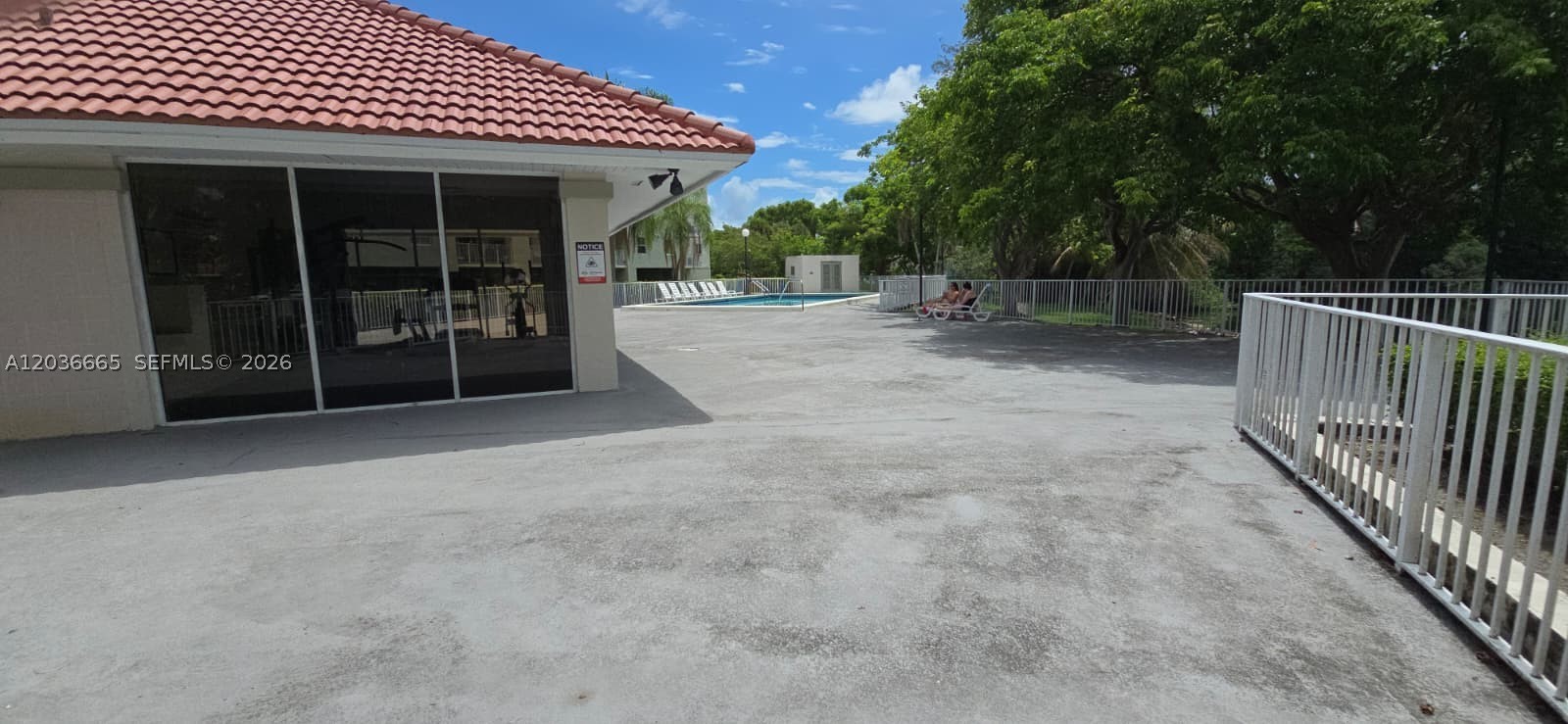 8200 SW 210th St #212, Cutler Bay FL 33189