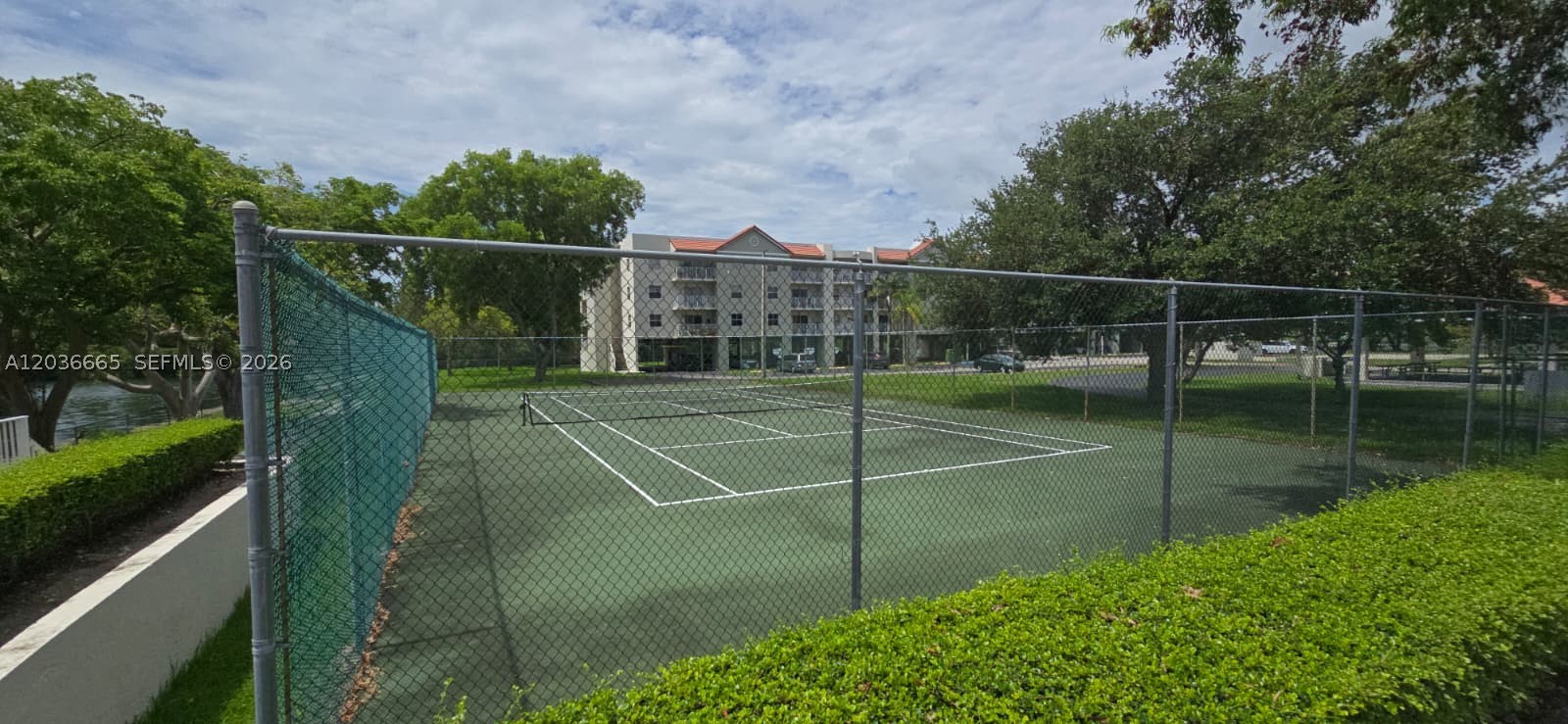 8200 SW 210th St #212, Cutler Bay FL 33189