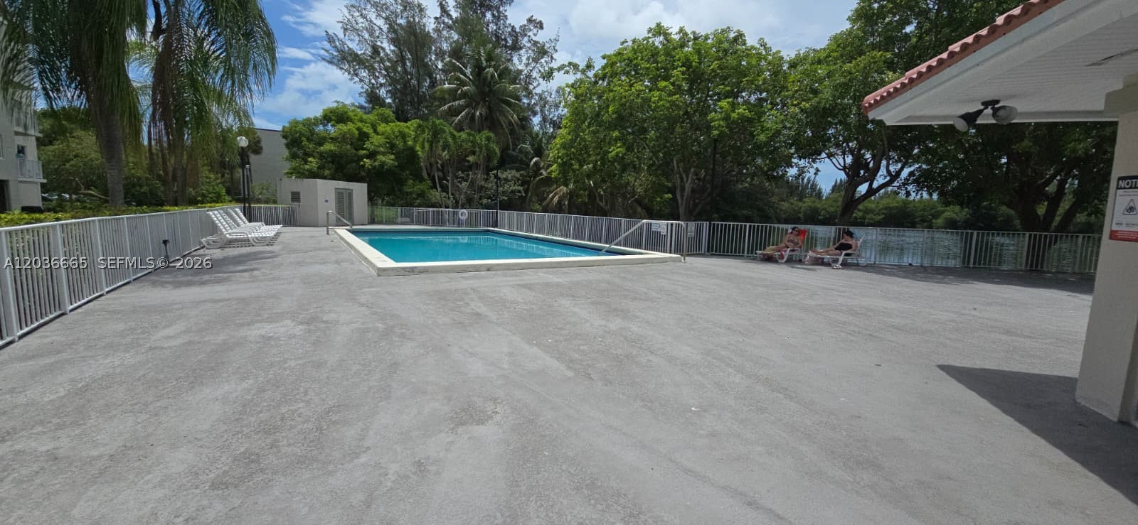 8200 SW 210th St #212, Cutler Bay FL 33189