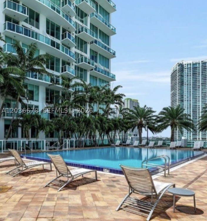 Miami FL 33131 - A12036678