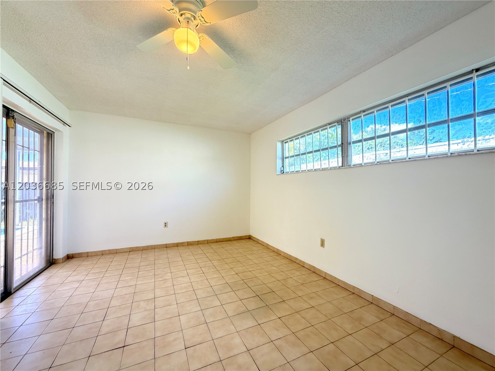 11711 NW 29th St, Sunrise FL 33323
