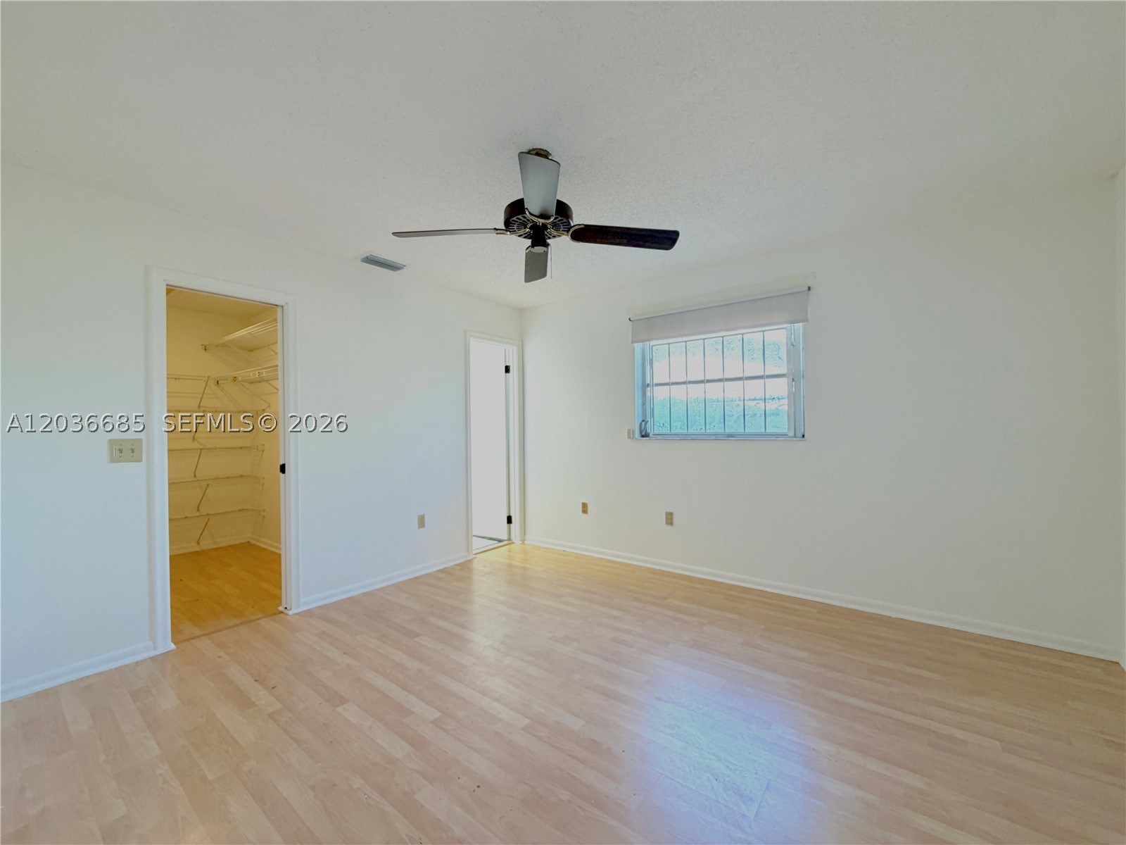 11711 NW 29th St, Sunrise FL 33323