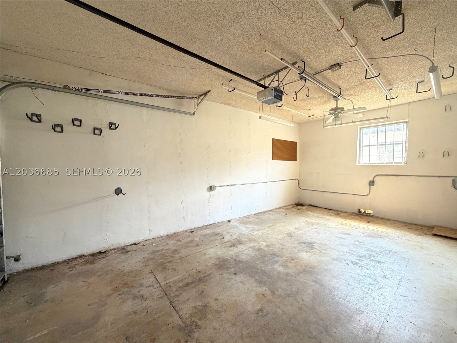 11711 NW 29th St, Sunrise FL 33323