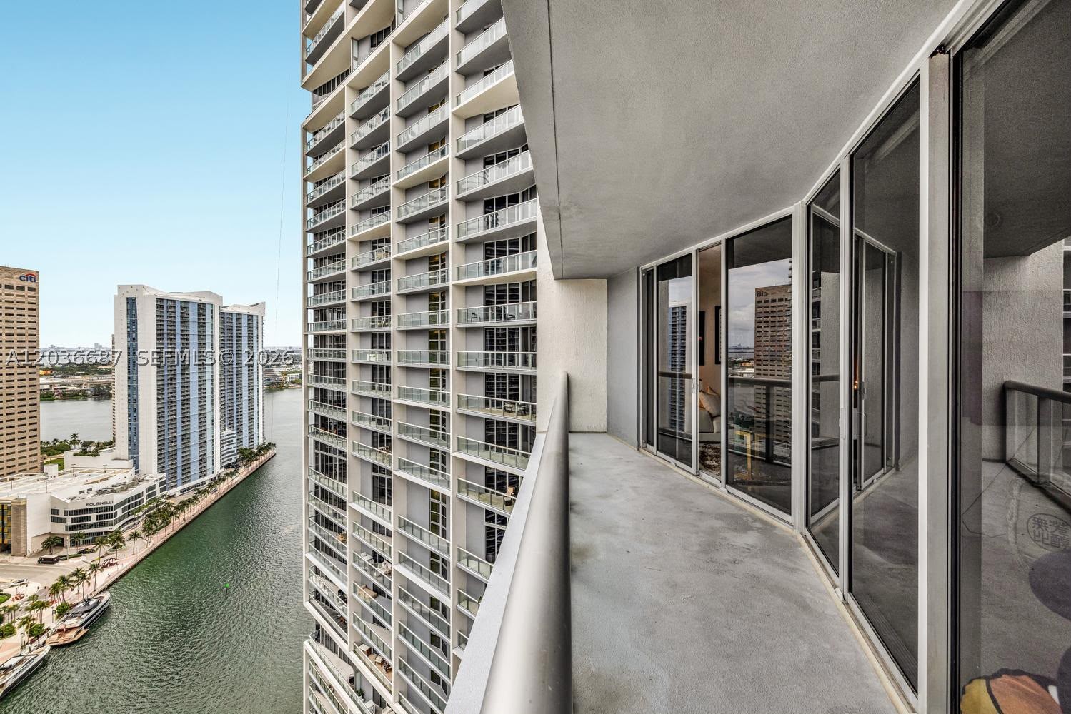 475 Brickell Ave #3214, Miami FL 33131