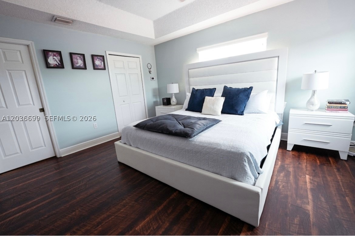 1935 NE 35th Ave, Homestead FL 33033
