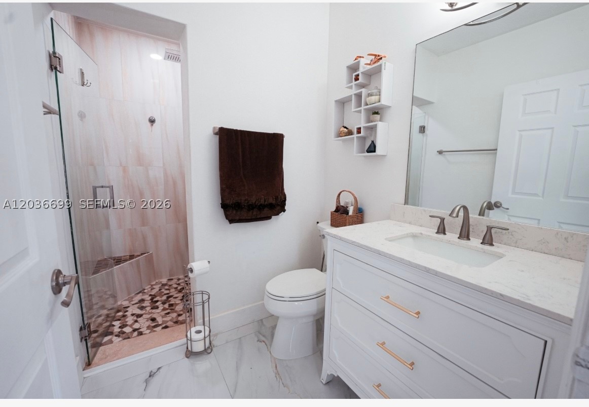 1935 NE 35th Ave, Homestead FL 33033
