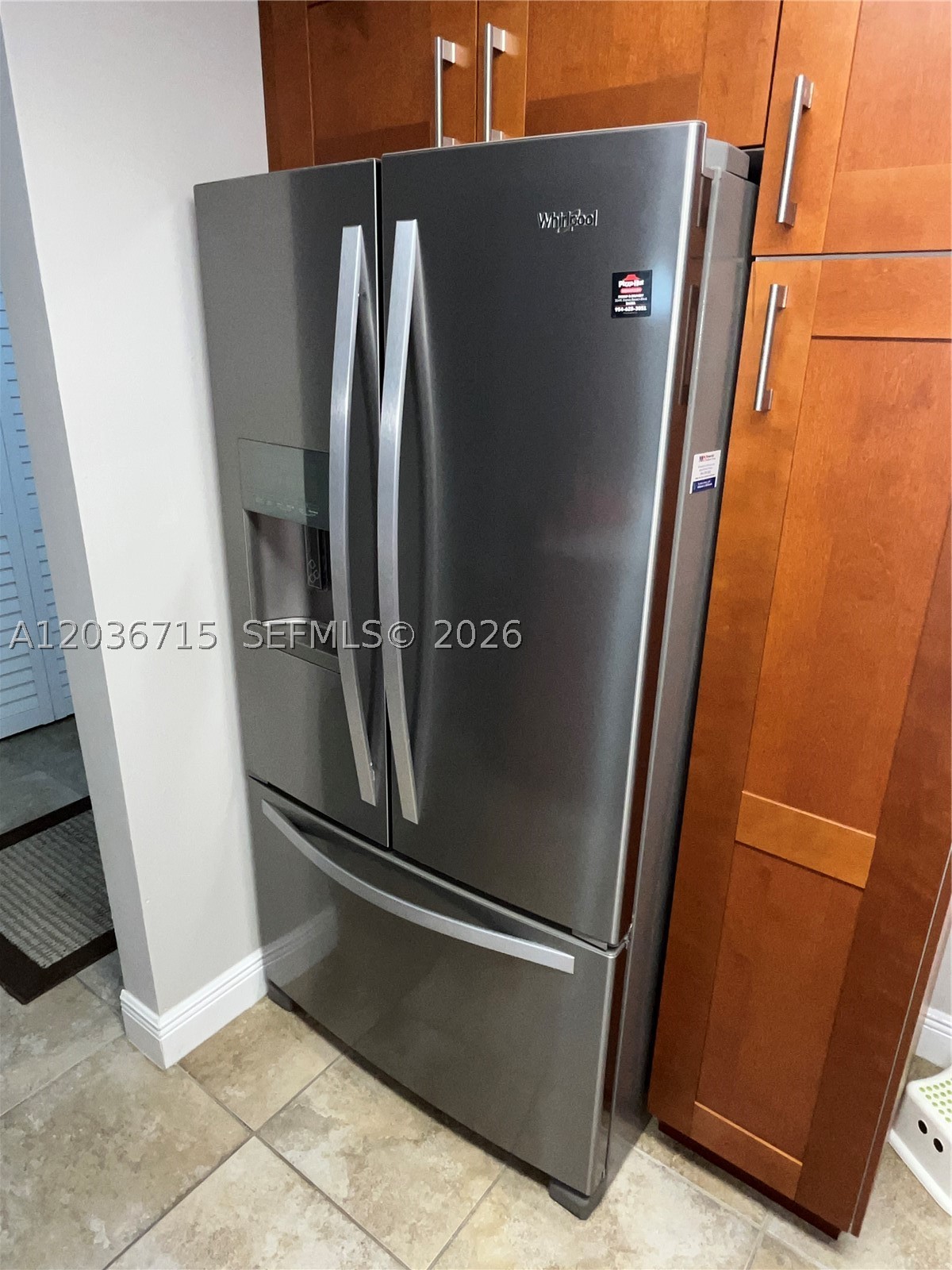 301 SE 3rd St #204, Dania Beach FL 33004