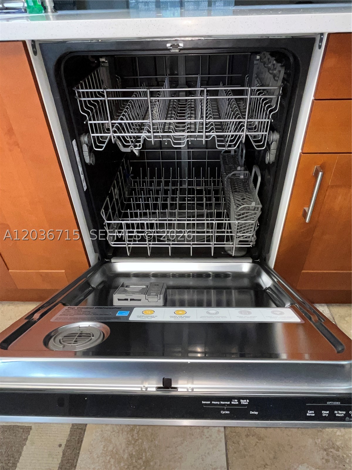 301 SE 3rd St #204, Dania Beach FL 33004
