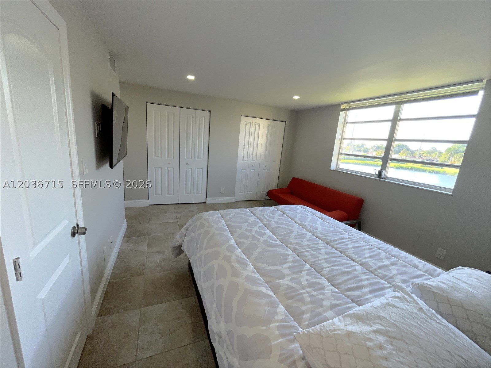 301 SE 3rd St #204, Dania Beach FL 33004