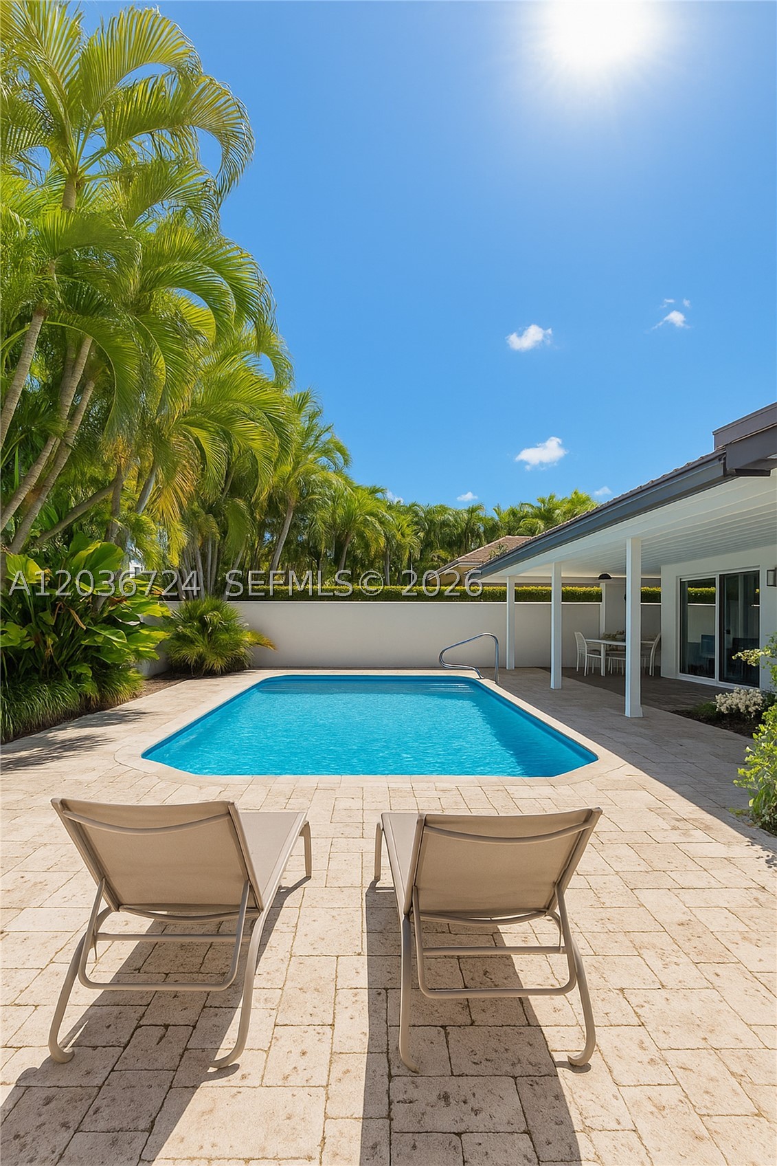7300 SW 77th Ave, Miami FL 33143