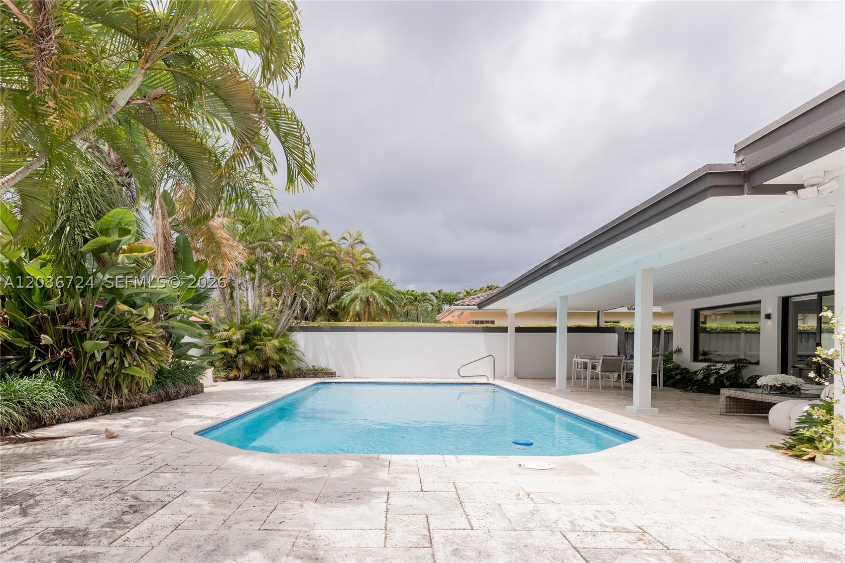 7300 SW 77th Ave, Miami FL 33143