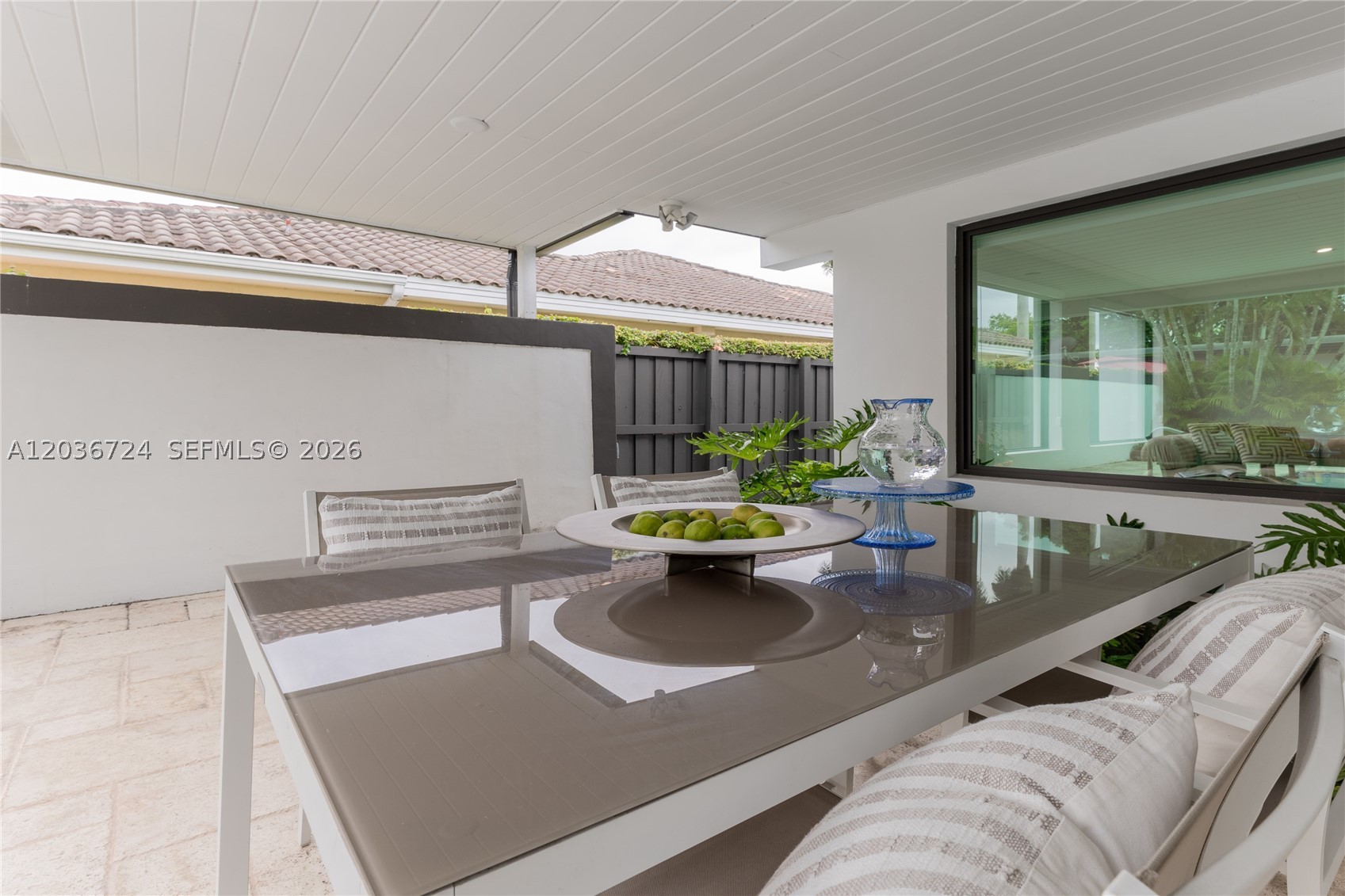 7300 SW 77th Ave, Miami FL 33143