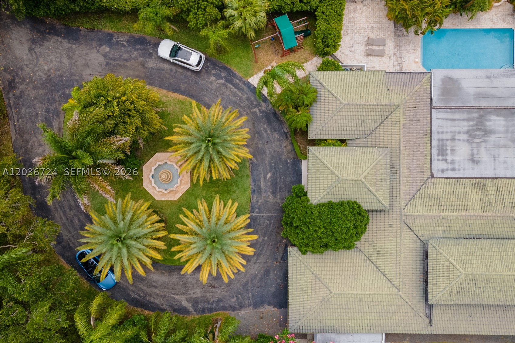 7300 SW 77th Ave, Miami FL 33143