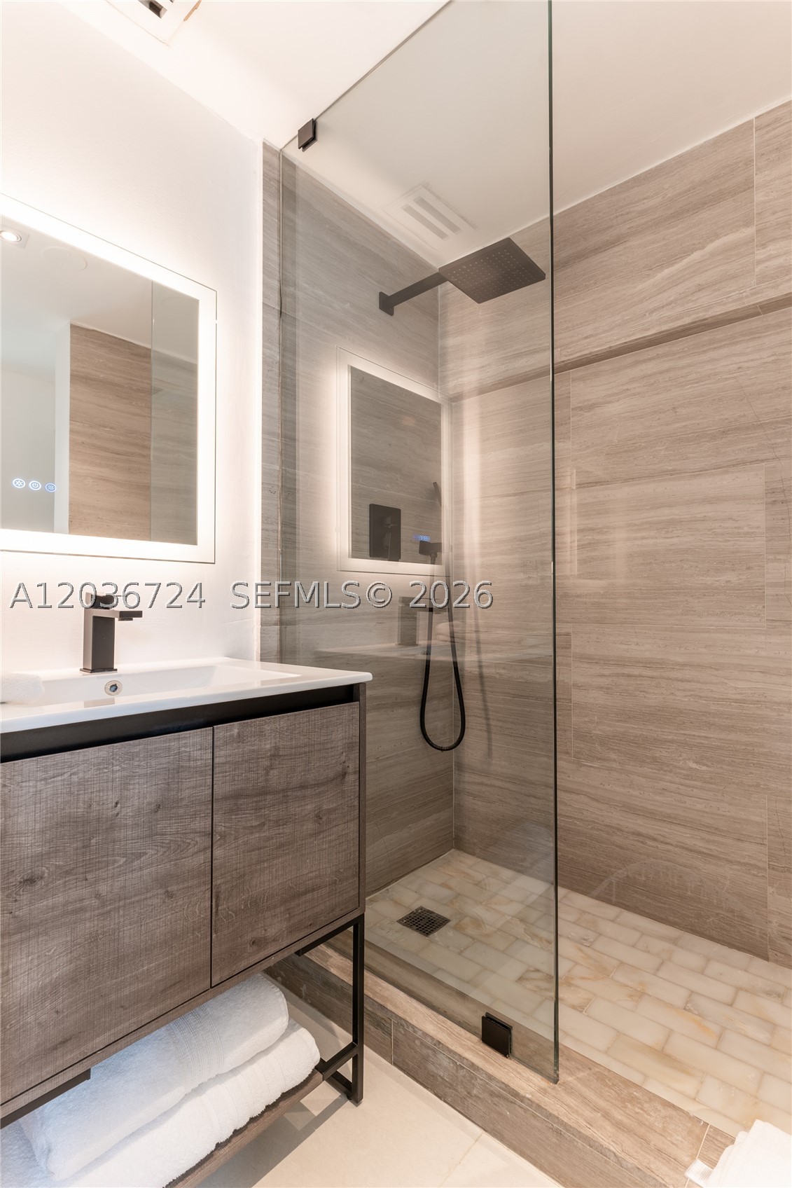 7300 SW 77th Ave, Miami FL 33143