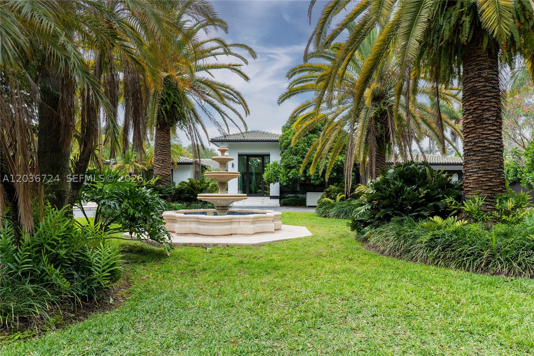 7300 SW 77th Ave, Miami FL 33143