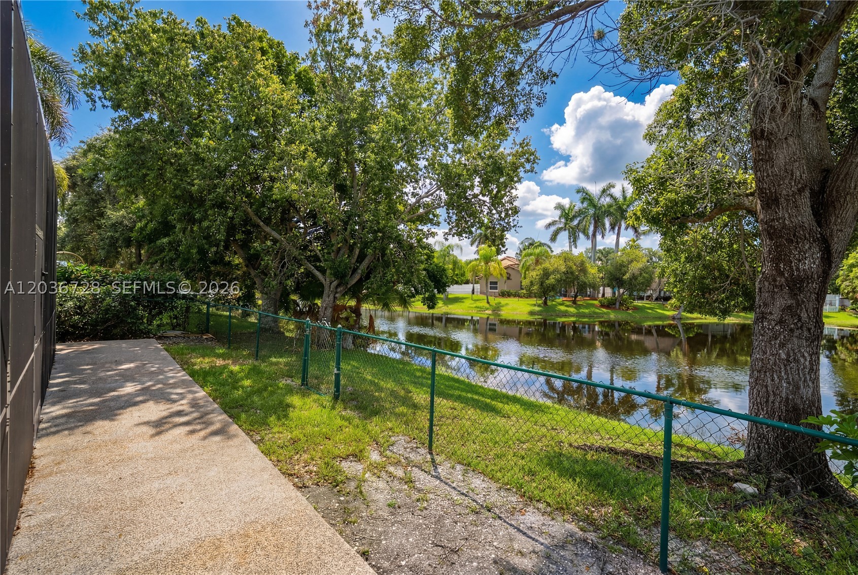 5285 NW 112th Ter #-, Coral Springs FL 33076