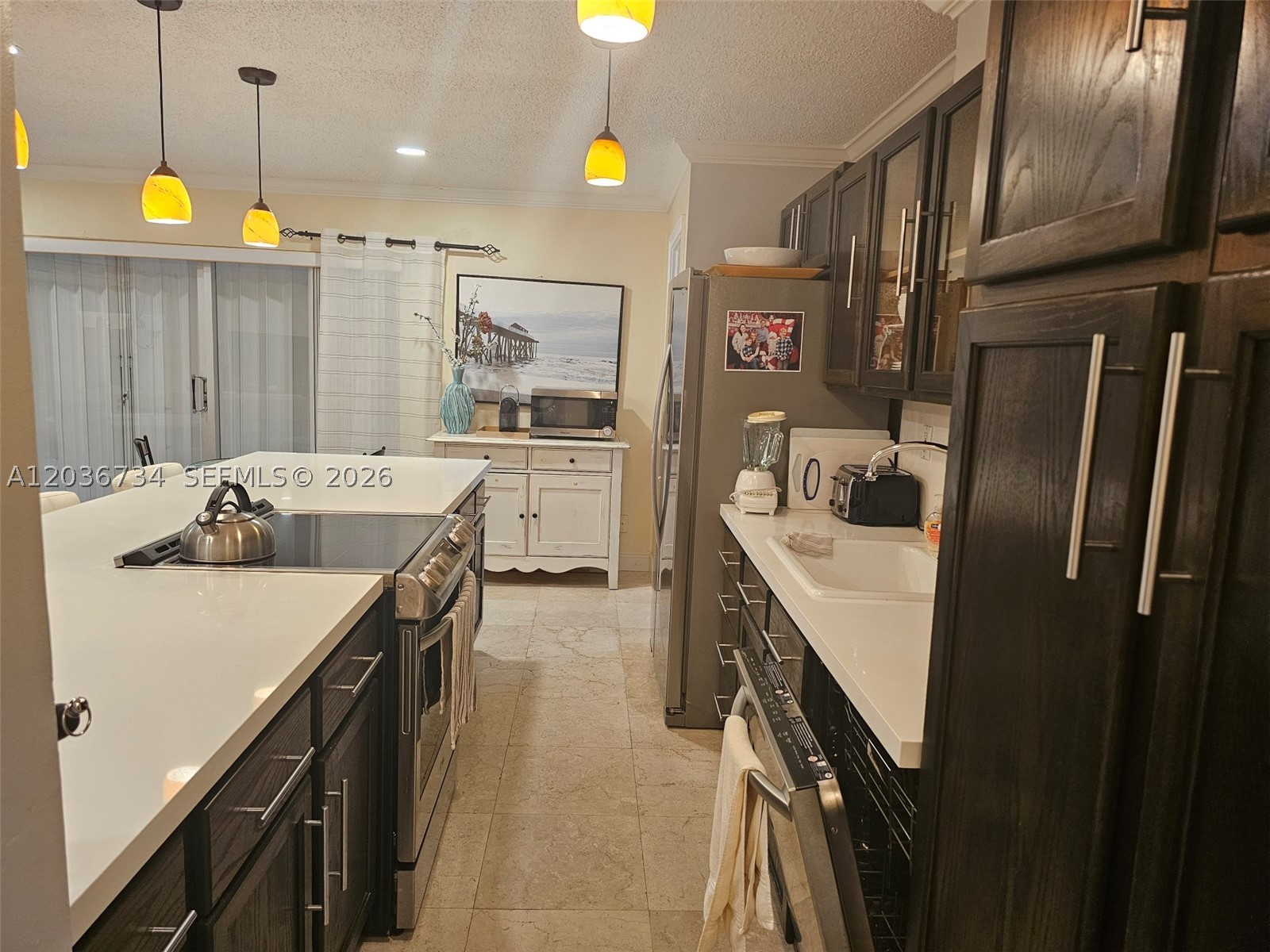 126 Golden Isles Dr #62A, Hallandale Beach FL 33009