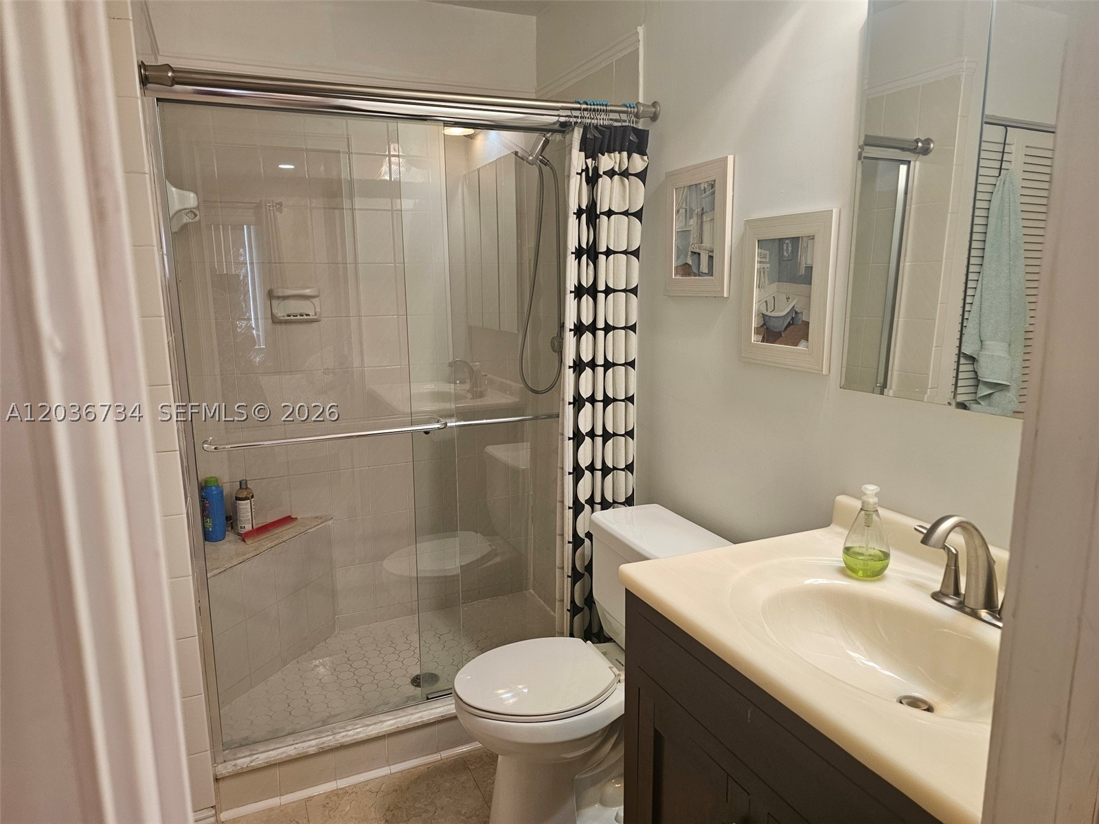 126 Golden Isles Dr #62A, Hallandale Beach FL 33009