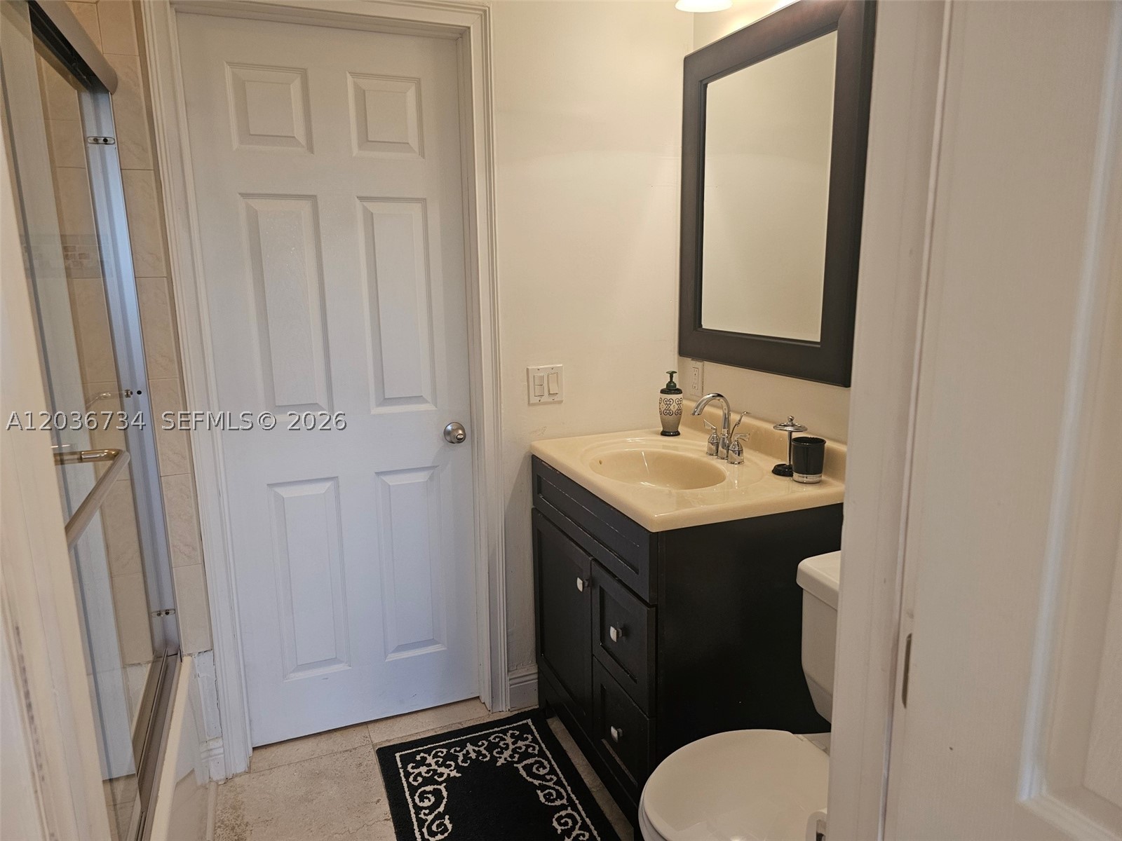 126 Golden Isles Dr #62A, Hallandale Beach FL 33009
