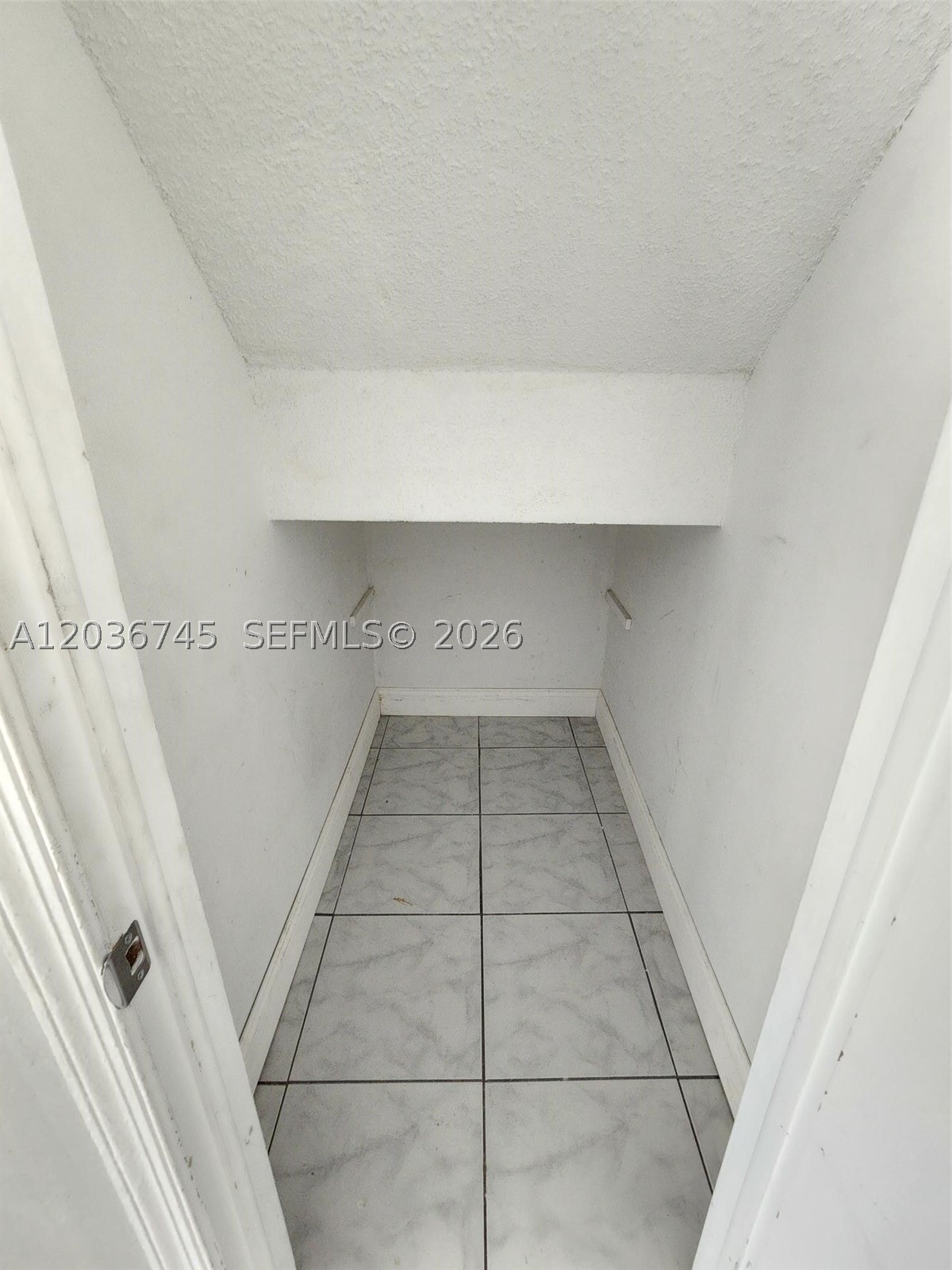 7966 SW 7th Ct, North Lauderdale FL 33068