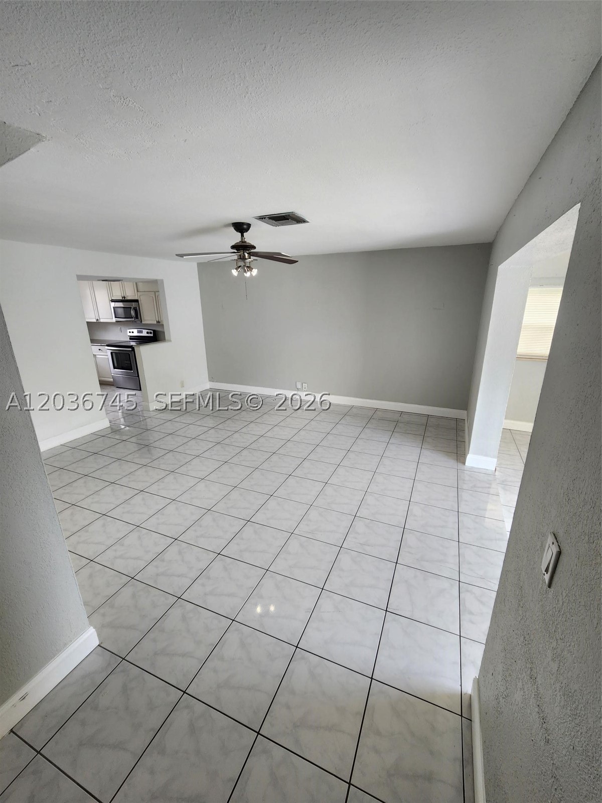 7966 SW 7th Ct, North Lauderdale FL 33068