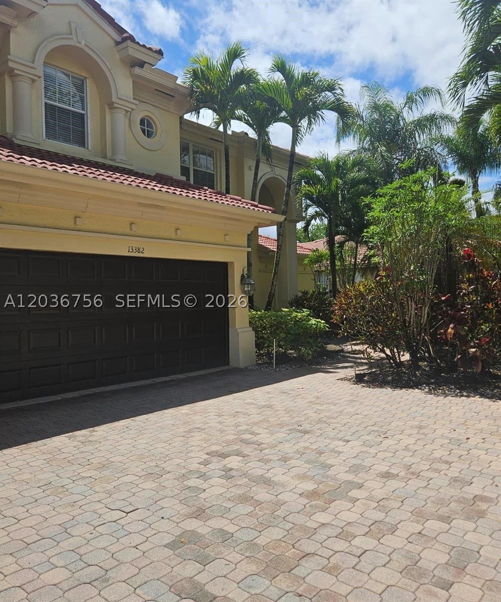 13382 Lakepointe Cir #0, Cooper City FL 33330