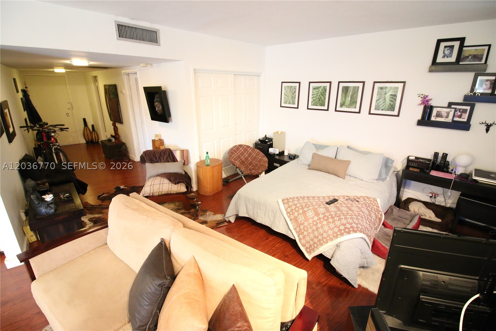 900 Bay Dr #215, Miami Beach FL 33141