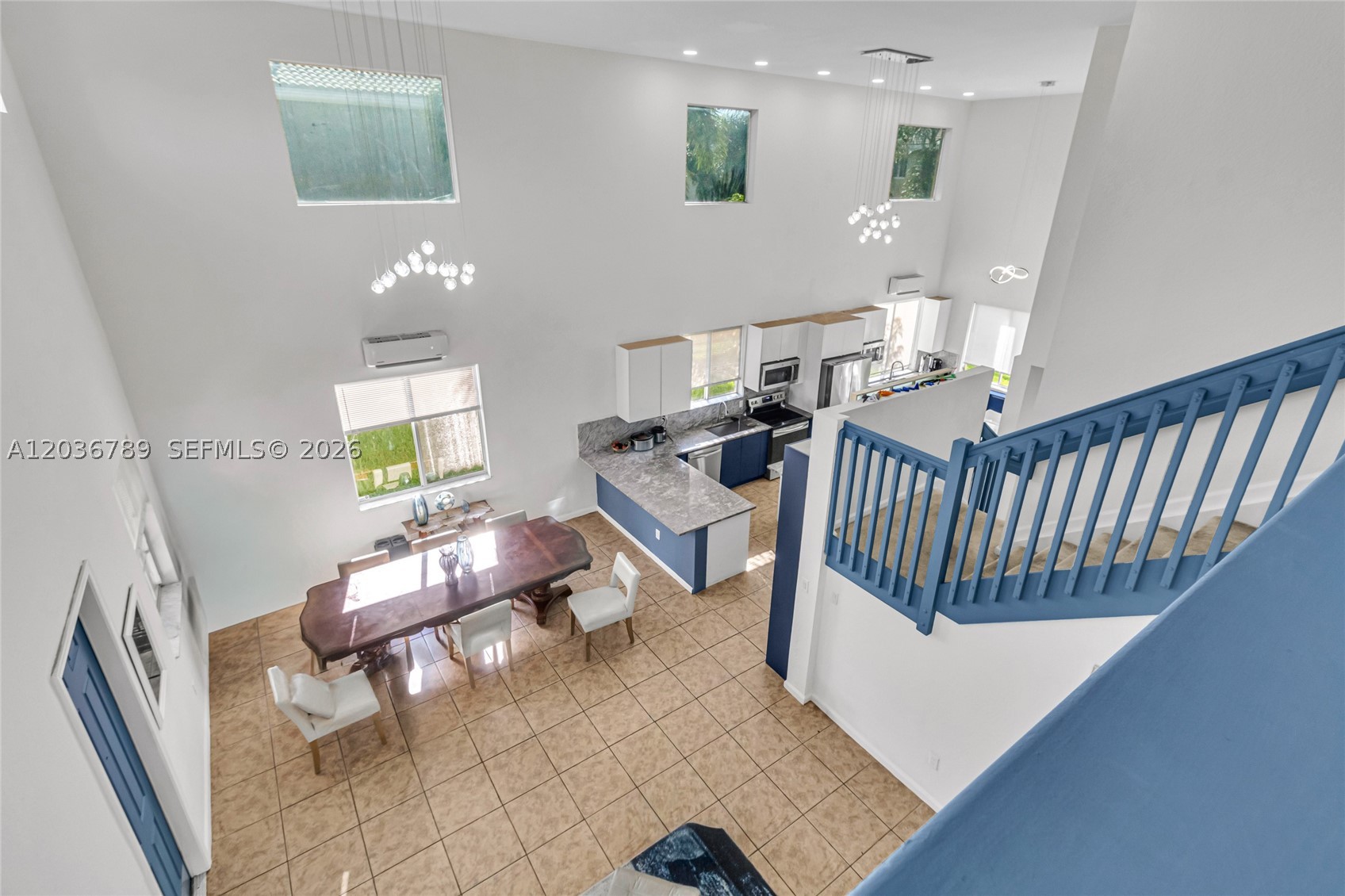 945 NW 206th St, Miami Gardens FL 33169
