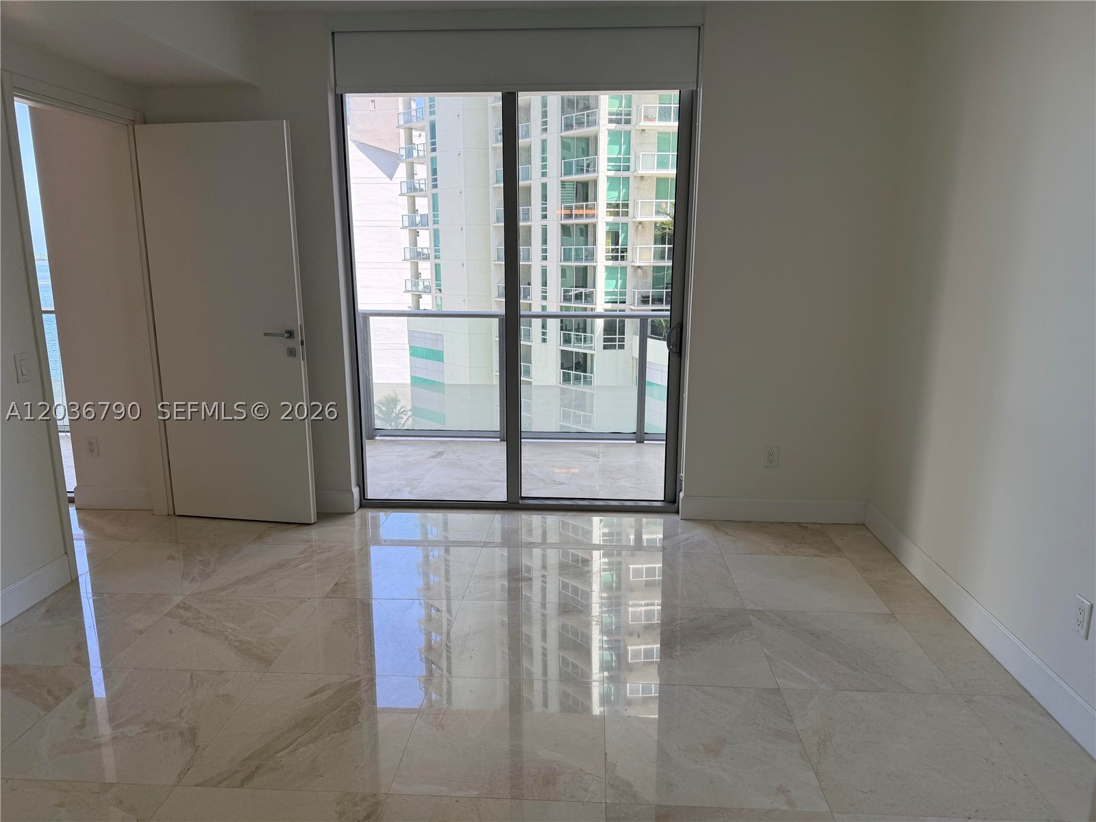 1300 Brickell Bay Dr #1003, Miami FL 33131