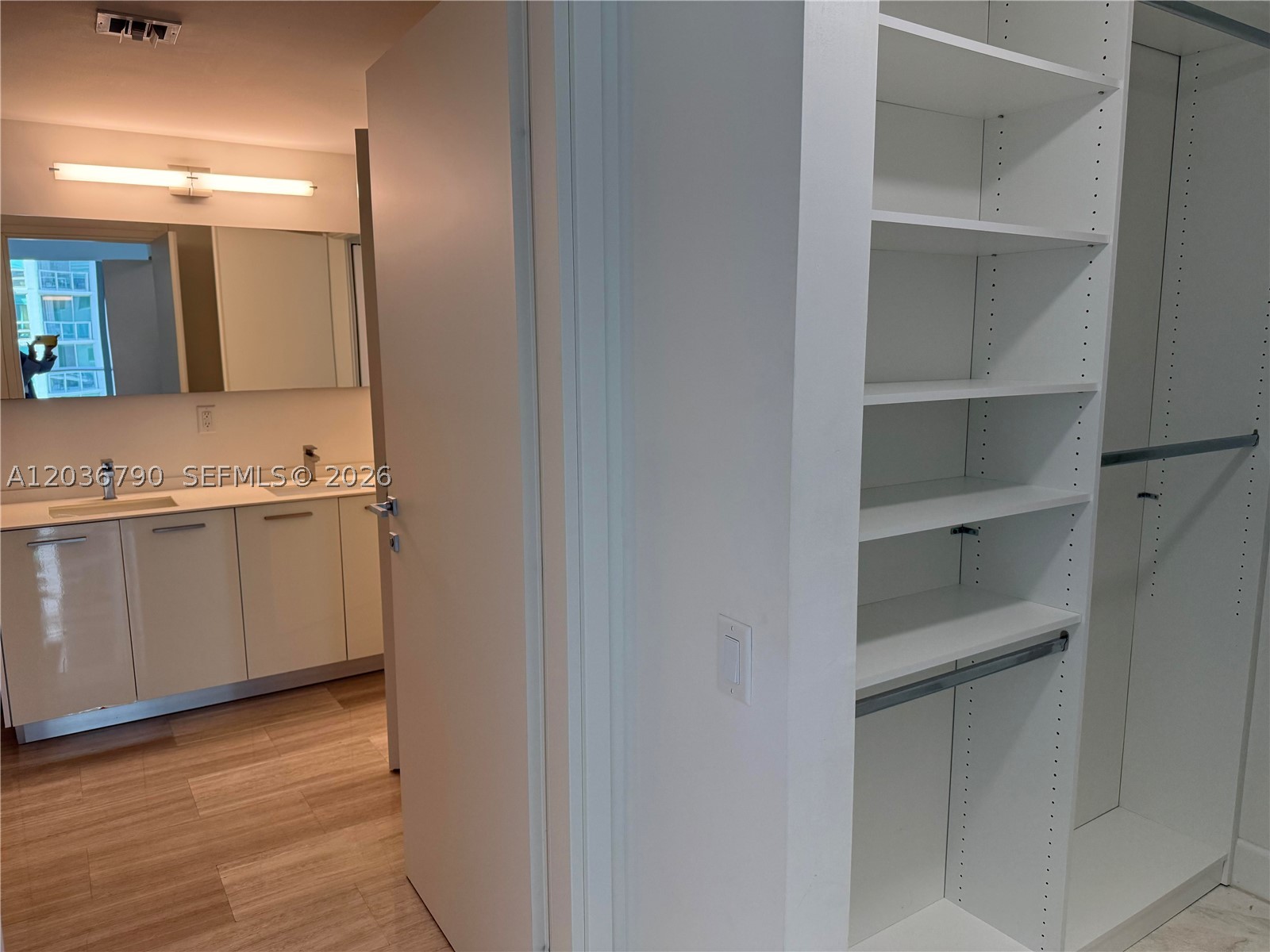 1300 Brickell Bay Dr #1003, Miami FL 33131
