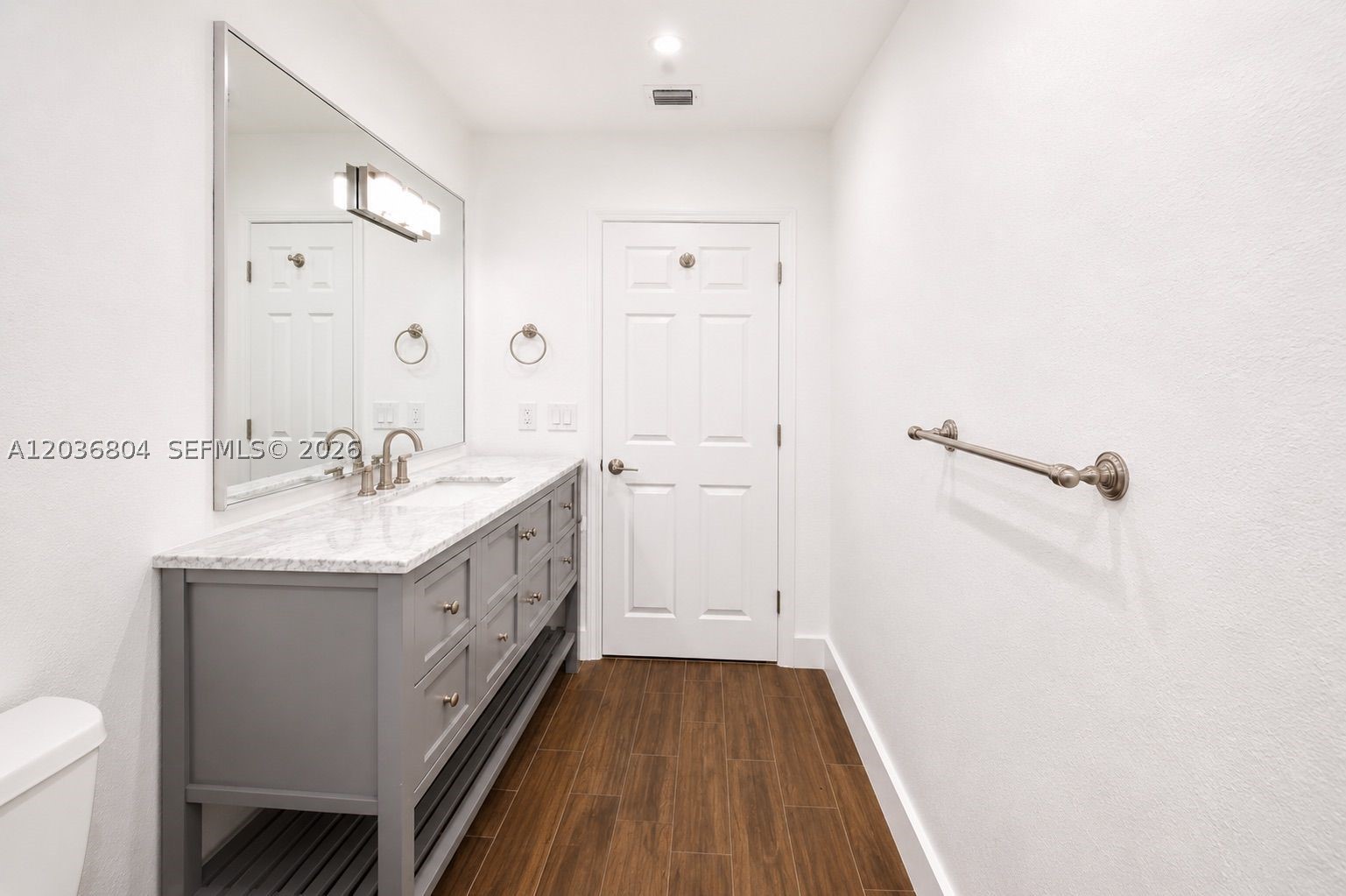 5839 SW 74th Ter #103, South Miami FL 33143
