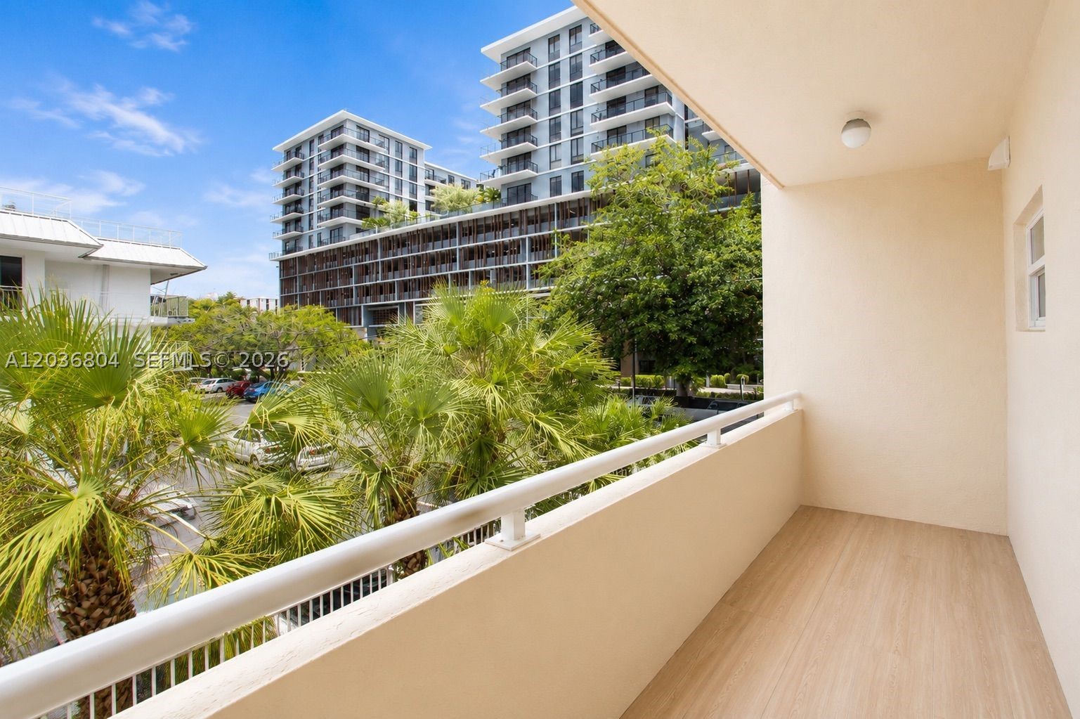 5839 SW 74th Ter #103, South Miami FL 33143