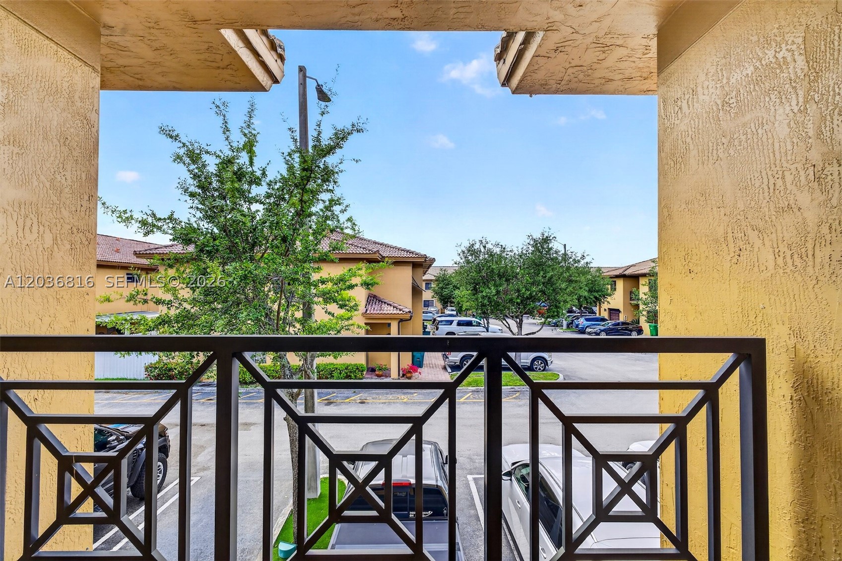 11115 W Okeechobee Rd #123, Hialeah Gardens FL 33018